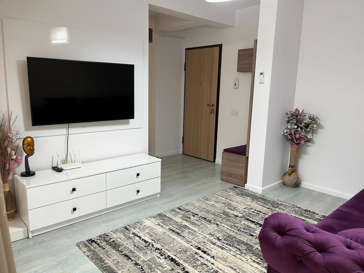 Toscana Apartments Отопени Экстерьер фото