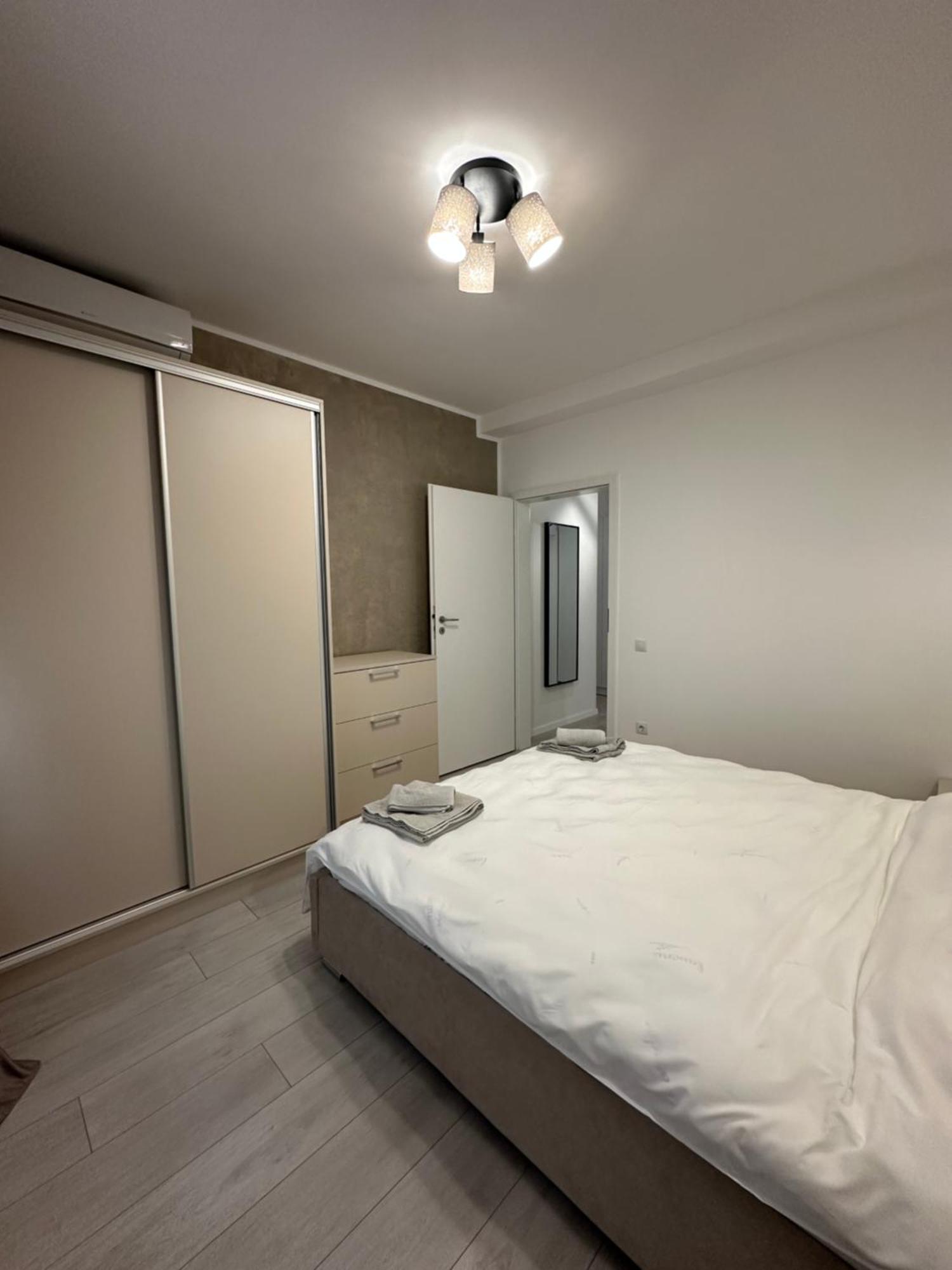 Toscana Apartments Отопени Экстерьер фото