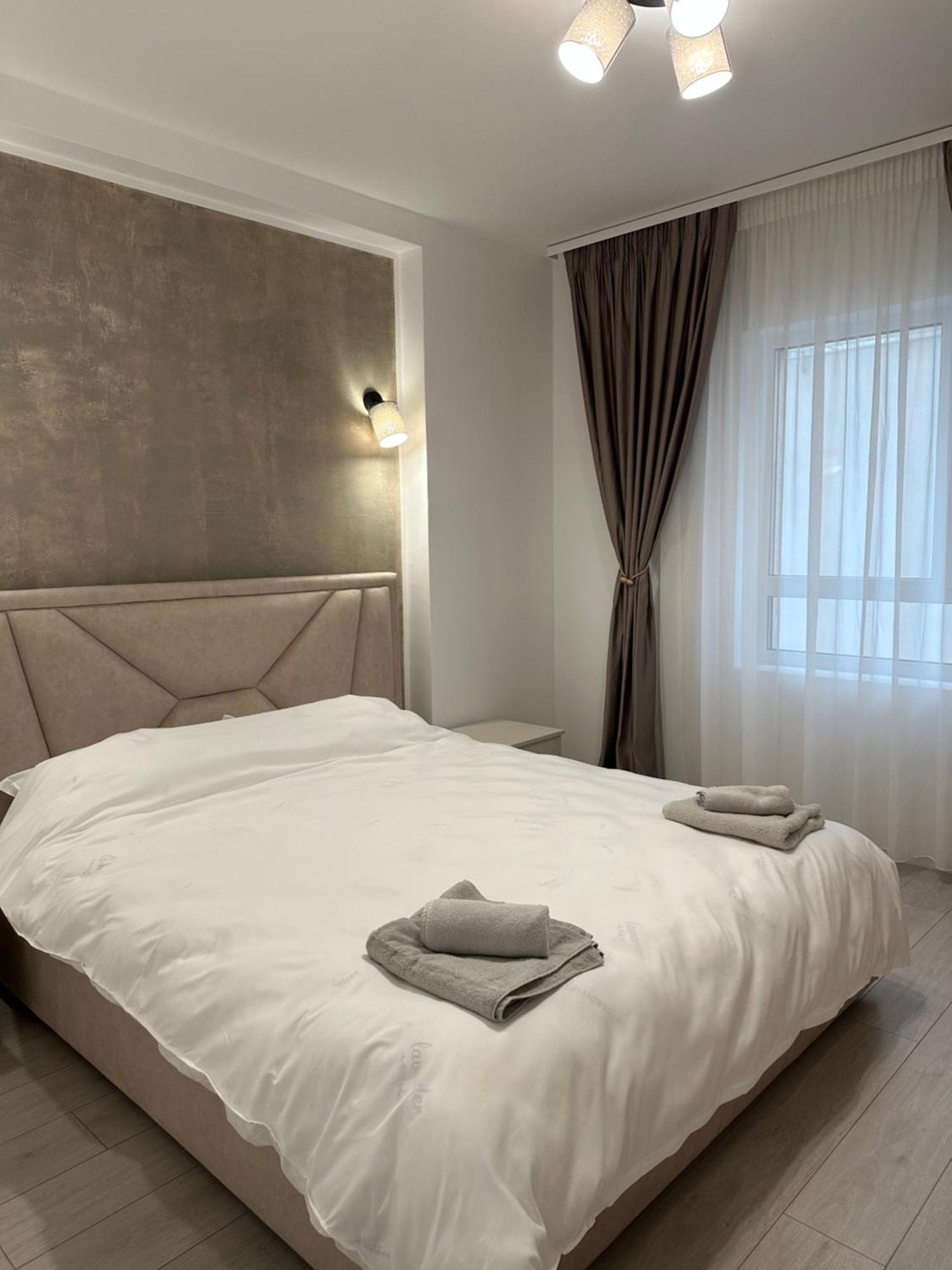 Toscana Apartments Отопени Экстерьер фото